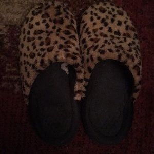 Do not buy -slippers